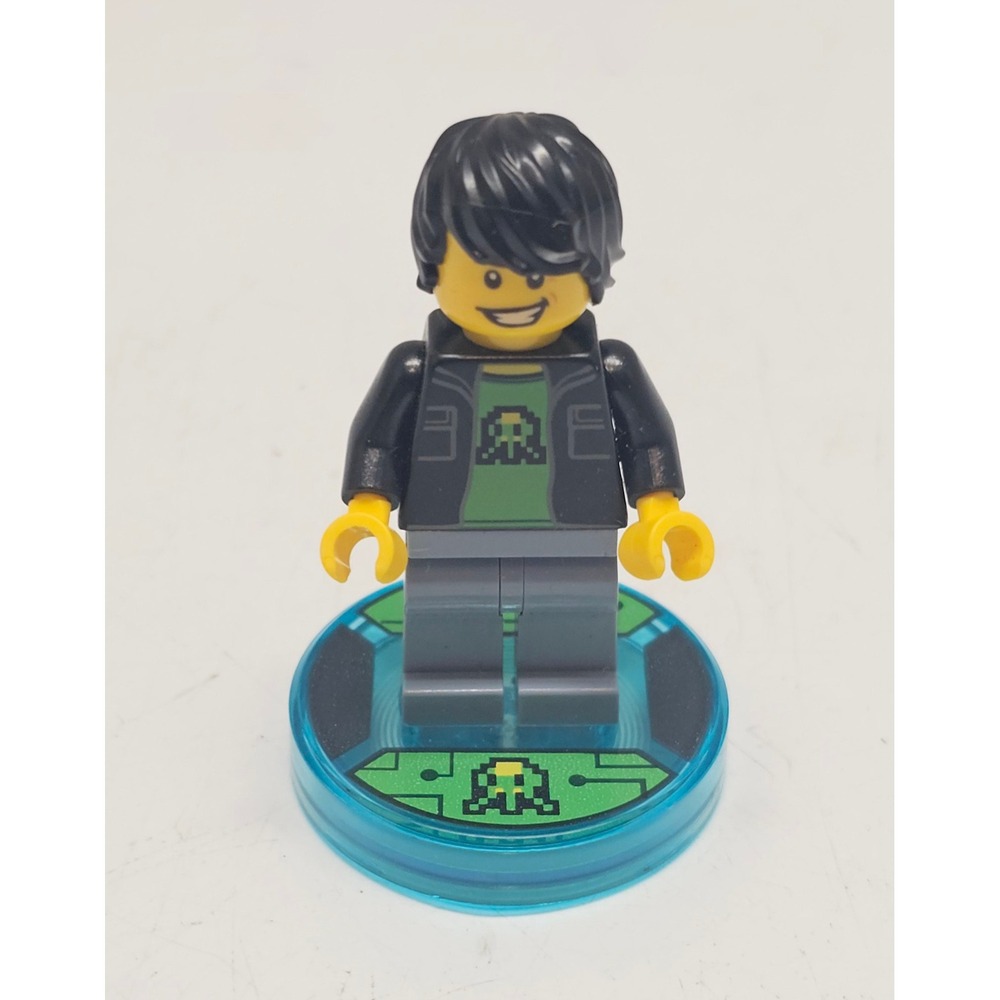 LEGO Dimensions Midway Arcade Gamer Kid Minifigure Toy Tag 71235